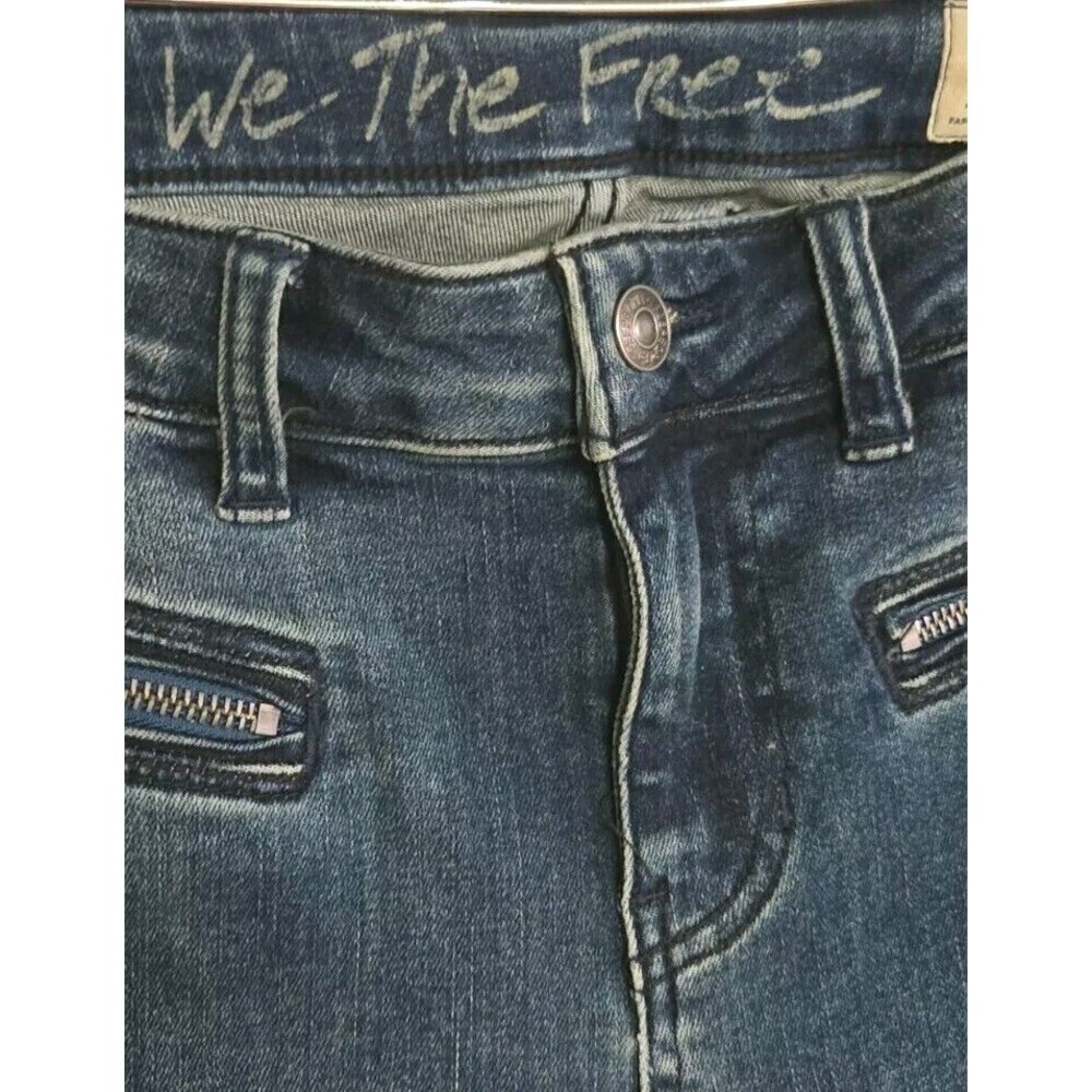 We The Free Denim Jean Medium Wash Pocket Zip Hem Stretch Denim Size 28 - Picture 3 of 7